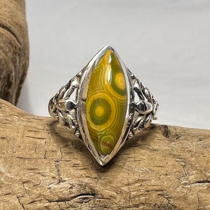 Polished Ocean Jasper Marquise Cabochon Sterling Silver Ring - Size 6 1/4