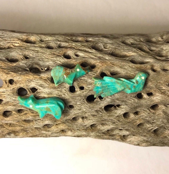 Native American Carved Turquoise Fetish Animal Pi… - image 1