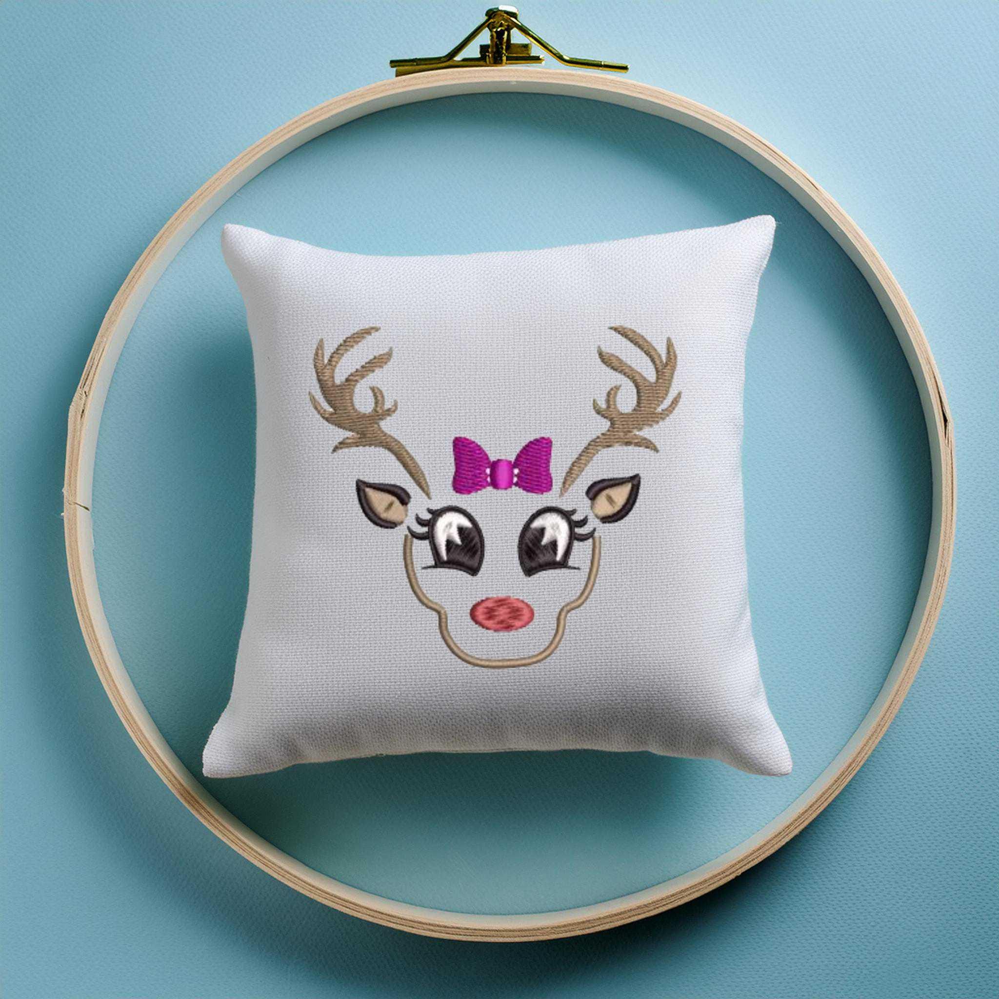 Daisy the Xmas Deer – 2 Sizes - 1.98 X 2.17 / 2.71 X 2.96