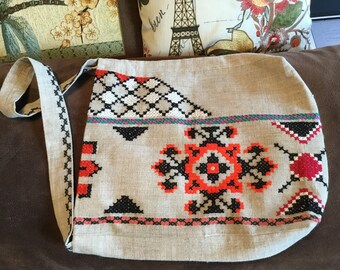 Crossbody Pretty ethnic bag