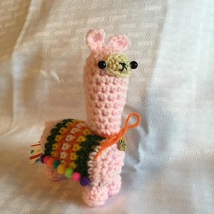 Crochet Pretty Llama amigurumi toy