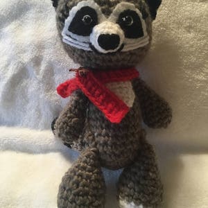 Crochet Pretty Raccoon