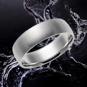 Edelstahl Ring schlicht, gebürstet, matt Comfort Fit Ehering hypoallergen gravierbar unisex 4 mm 6 mm 8 mm Größe 3-13