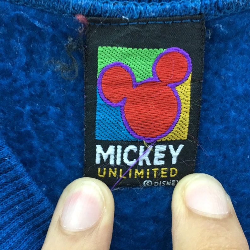 Vintage Goofy Sweatshirt Cartoon Disney Biglogo spellout embroidery vintage men clothingVintage men clothing