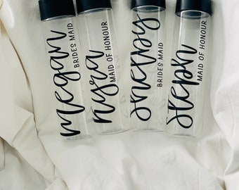 Personalized Bridesmaid Gift, Reusable bottle, Bridesmaid Bottle, Bridesmaid gift, Bridal Party, Personalized gift, Bridesmaid Proposal