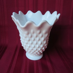 Fenton Emerald Crest Milk Glass, 10