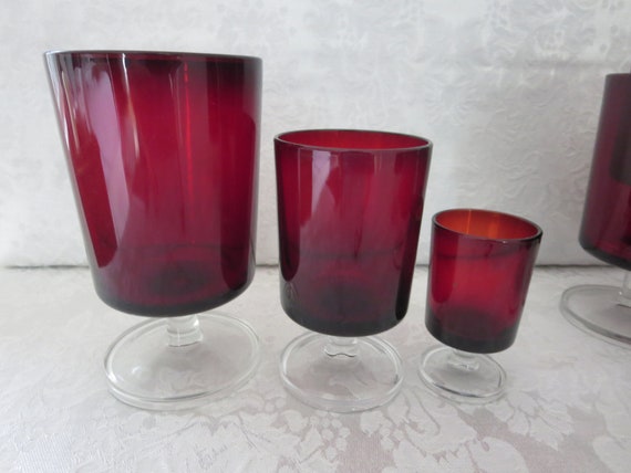 Vintage Set of 18 Red Glasses, Three(3) Sizes, 6 Water, 6 Wine, 6 Cordial,  Cavalier Ruby by Cristal D'arques-durand, France, Luminarc Set - Etsy