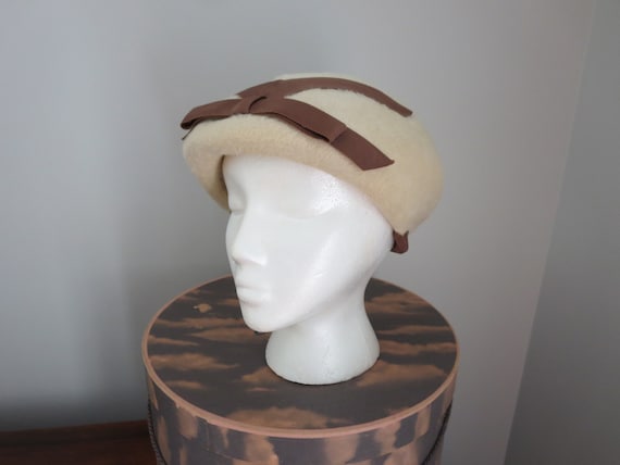 ON SALE Vintage Selene Faux Fur Hat, Made in Italy, Size Small 