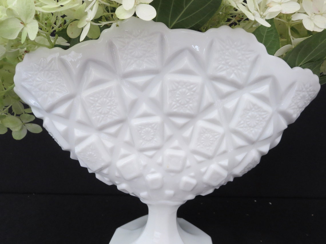 Westmoreland Old Quilt Milk Glass Fan Vase White Flower Vase Etsy