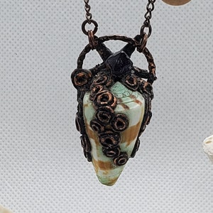 Seashell w/ Copper Starfish Pendant
