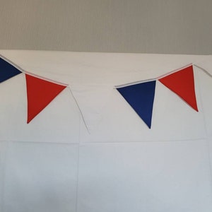 Red White & Blue lined fabric Bunting 15 x 8 flags Handmade image 3