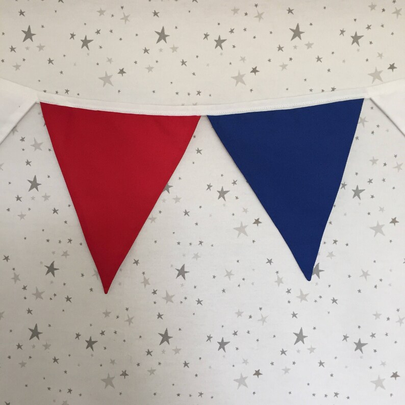 Red White & Blue lined fabric Bunting 15 x 8 flags Handmade image 5