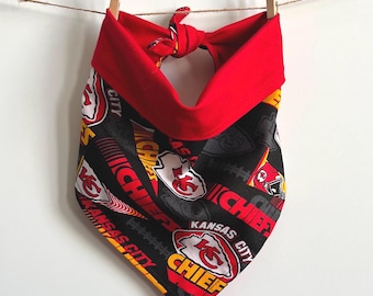 Kansas City Chiefs tie on bandana for dog // cat // puppy // handmade gift // NFL football fan // bandanna // reversible // stocking stfufer