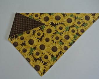 sunflower reversible tie on bandana for dog // cat // puppy // yellow flower // polka dot // handmade gift // pet lover // stocking stuffer