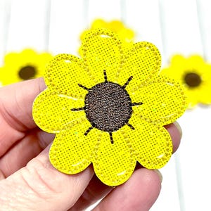 Yellow Daisy Flower Feltie, Yellow Flower Feltie Embellishment, Flower Shape Felties, Summer Flower Feltie, Floral Felties, Sunflower Feltie