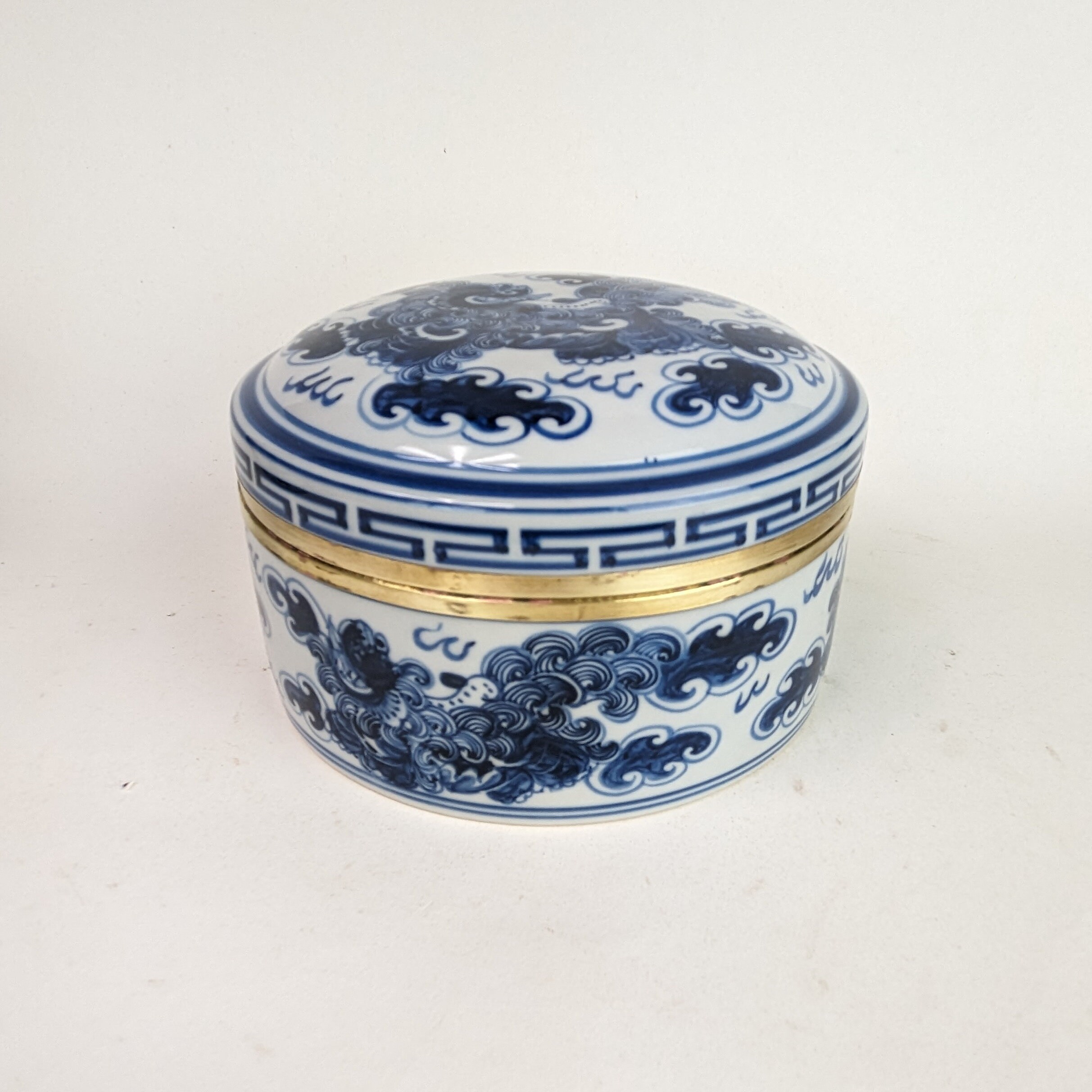 Ffoo Box Foo Dog Lidded Box With Brass - Etsy