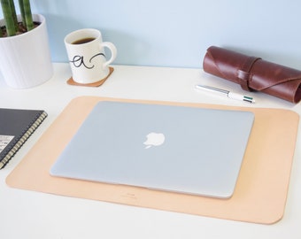 LEATHER DESK MAT - Beige