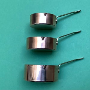 Vintage franska kopparkokkärl | Set med tre minipannor | Fodrad traditionell Kitchenalia