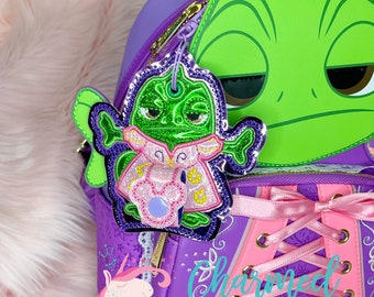 Pascal en robe Rapunzel Tangled inspiré porte-oreilles de Minnie Mickey, porte-lunettes de soleil, porte-chapeau, caméléon princesse ami, oreilles emmêlées