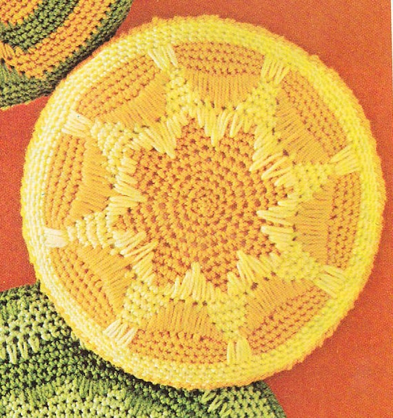 Round Pillow Crochet Pattern Yellow Pillow Vintage Pillow Etsy