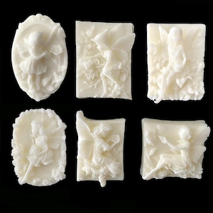 Discover the magical allure of the 1Soap Fairy Soap Set —where natural beauty meets artisanal craftsmanship. 6 Fairy Lavender Soaps