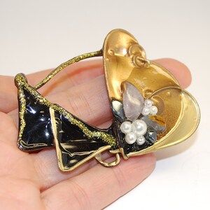 Beautiful Sparkling Brooch Gold Color Brooch Hand Decorated With Gold, Pearls and Stones