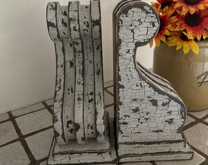 Pair of Corbels, Vintage Corbels, Shabby Chic Corbels, Farmhouse