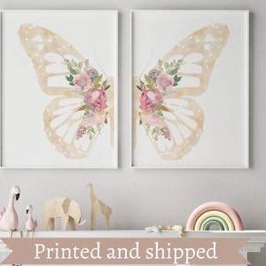 Schmetterlingsbild, Schmetterlingsprint, 2er Set Schmetterlinge, geblümtes rosa, Schmetterlings und Blumendekor, Schmetterlingsflügel Bild 2
