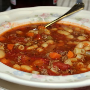 Receita de sopa de macarrão e fagioli (PDF)