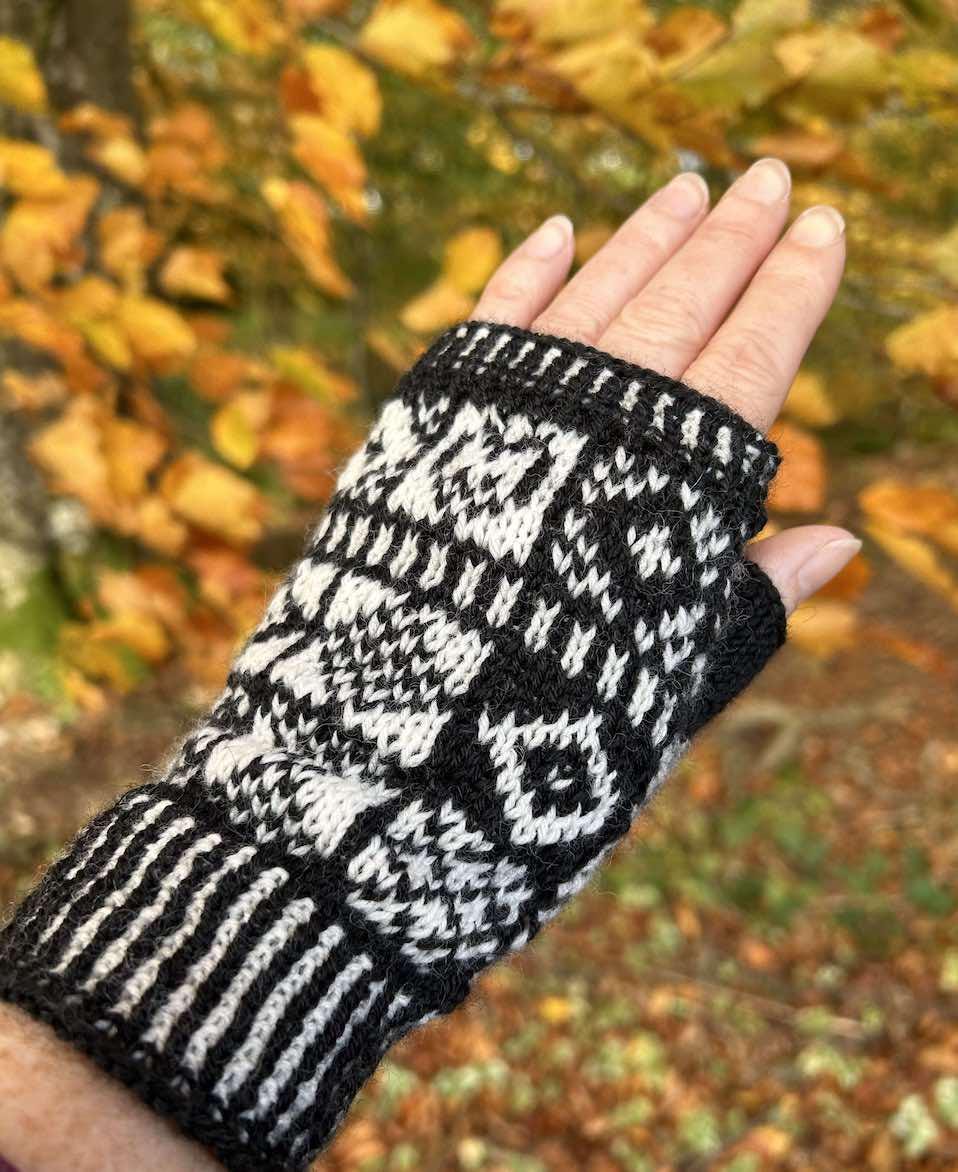 The 'Simple Sanquhar' Fingerless Mitten Fingerless Glove Knitting  pattern Adult Historic PDF Download Chart and Instructions
