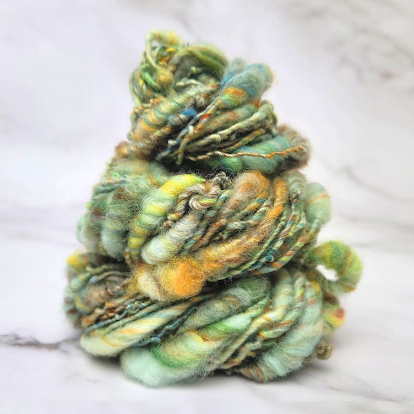 Hand spun yarn/Hand painted yarn/Hand spun art yarn/Hand spun wool yarn/Thick and thin/Yarn/Hand died yarn/Gradient yarn/DK yarn