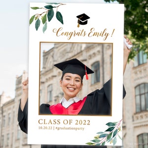 Graduation Party Photo Prop Frame, Grad Photo Prop, Class of 2022, Graduation Party Decorations, Greenery Graduation Party Decorations, GC04
