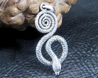Solid 925 Sterling Silver Coiled Snake Pendant – Serpent Necklace Charm, Kundalini Jewelry, Gothic Reptile Pendant, Symbol of Transformation