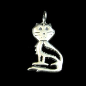 Solid 925 Sterling Silver Whimsical Cartoon Kitty Cat Pendant Feline Charm