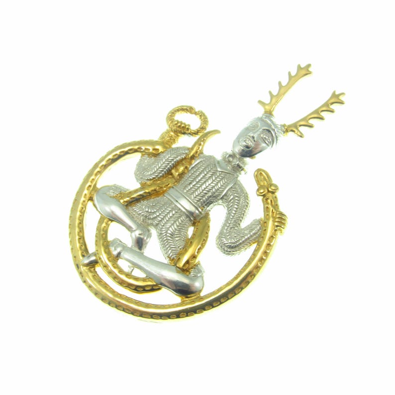 Ciondolo in argento sterling massiccio 925 raffigurante il dio celtico degli inferi Cernunnos, maestro della caccia, amuleto del dio cornuto, gioiello con accenti in oro 18k. immagine 6