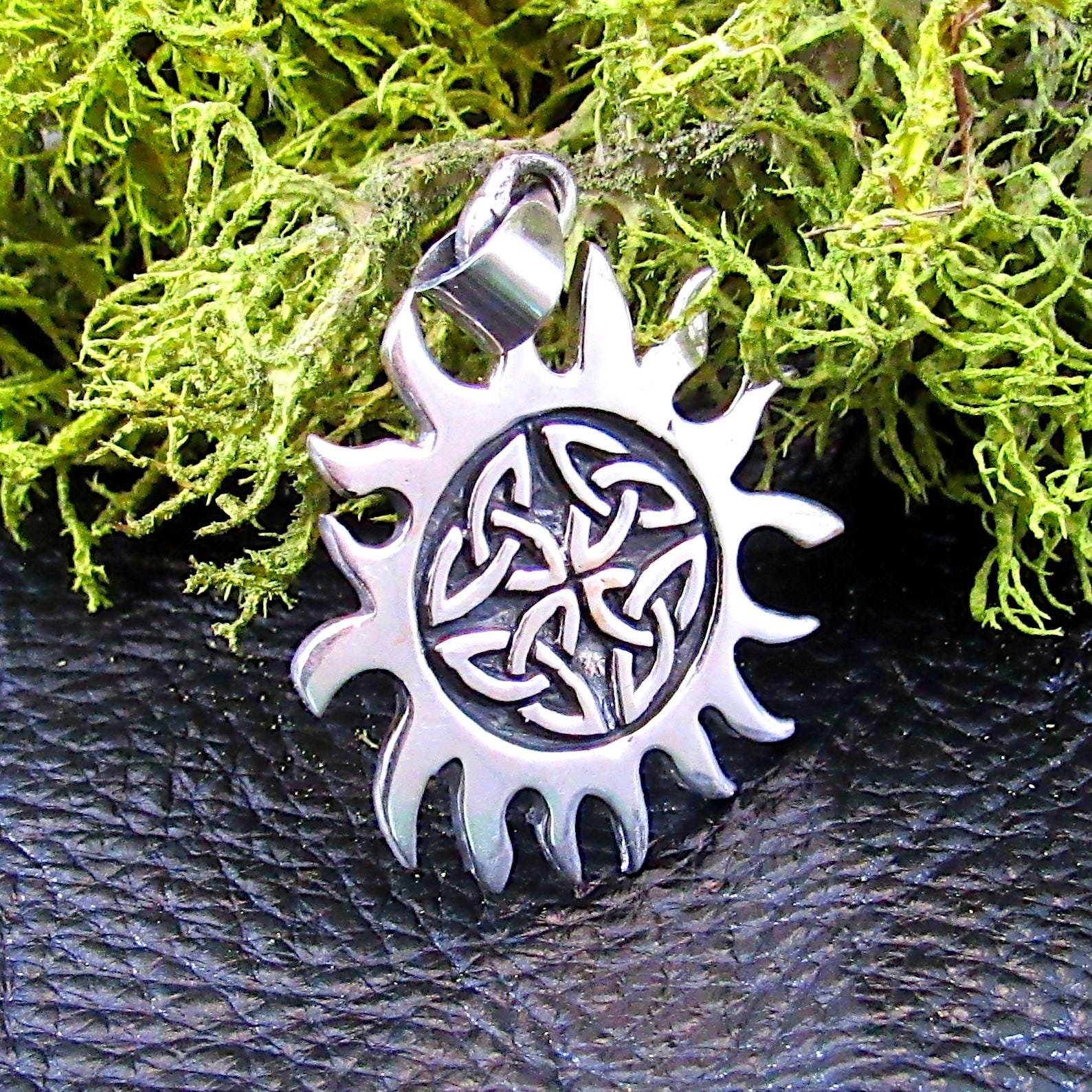 Ciondolo Triquetra Con Nodo Celtico In Argento Sterling