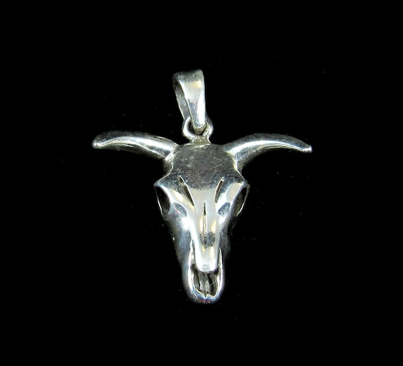 925 Sterling Silver 3-D Bull Polished Charm Pendant
