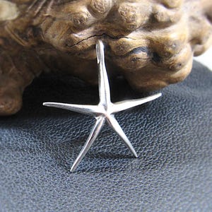 Solid 925 Sterling Silver Starfish Slide Pendant – Ocean-Inspired Jewelry, Beach Lover Gift, Marine Life & Coastal Silver Necklace Charm