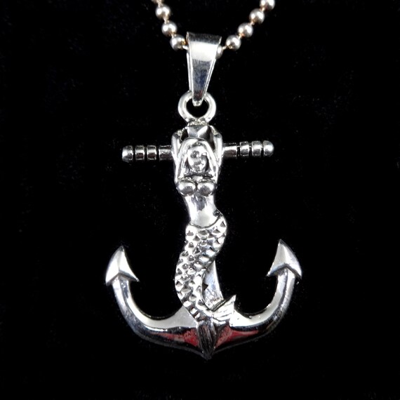 Sterling Silver Ship Wheel w// Seahorse Pendant Made in USA 18 Italian Box Chain
