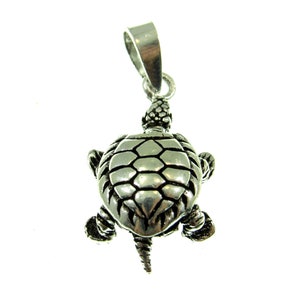 Solid 925 Sterling Silver Small Articulated 3D Sea Turtle Pendant, Handcrafted Tortoise Jewelry with Moving Head, Legs, and Tail