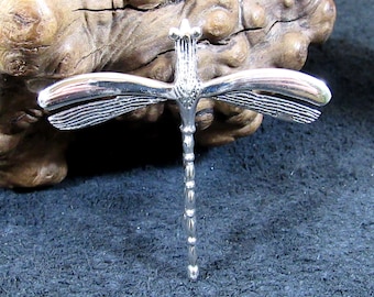 Broche de libélula de plata de ley 925 maciza, broche de naturaleza, regalo de joyería de insectos, símbolo botánico de transformación, joyería de bosque Gardencore