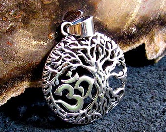 Ciondolo albero della vita Om in argento sterling 925 massiccio – Ciondolo per collana Naturecore – Gioielli per yoga indù – Regalo di meditazione – Ciondolo con simbolo sacro