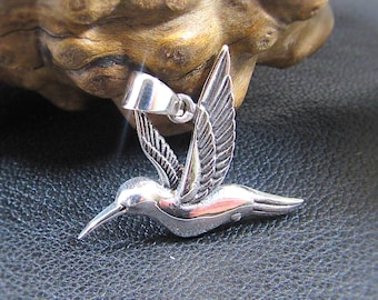 Sterling 925 Silver Hummingbird Pendant – Humming Bird Necklace Charm, Nature-Inspired Jewelry, Bird Lover Gift for Women & Men