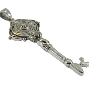 Colgante de llave de Hécate de plata de ley sólida 925, Hécate antigua diosa griega de la magia y hechizos, joyería de mitología griega hecha a mano