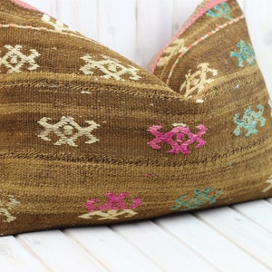Kilim Lumbar Pillow 24 x 16 in Large Rectangle Natural Wool Cushion Cover, Abstract Ethnic Turkish Rug Pillow, Boho Persian Rug Throw Pillow