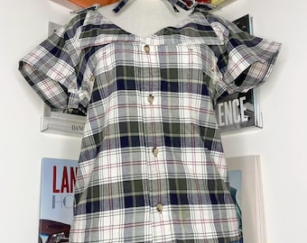 Camisa vintage hecha a mano y rediseñada con cuello a cuadros verdes y corbata.