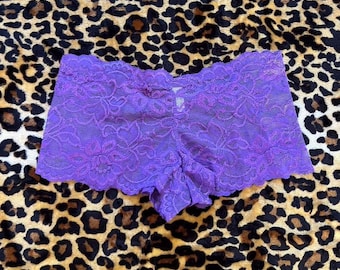 lila spets micro mini festivalshorts deadstock