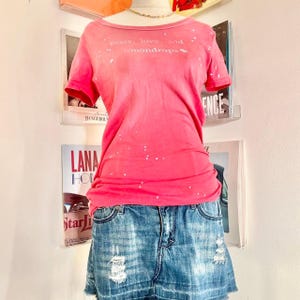 2000s Y2K Abercrombie and Fitch Graphic Tee