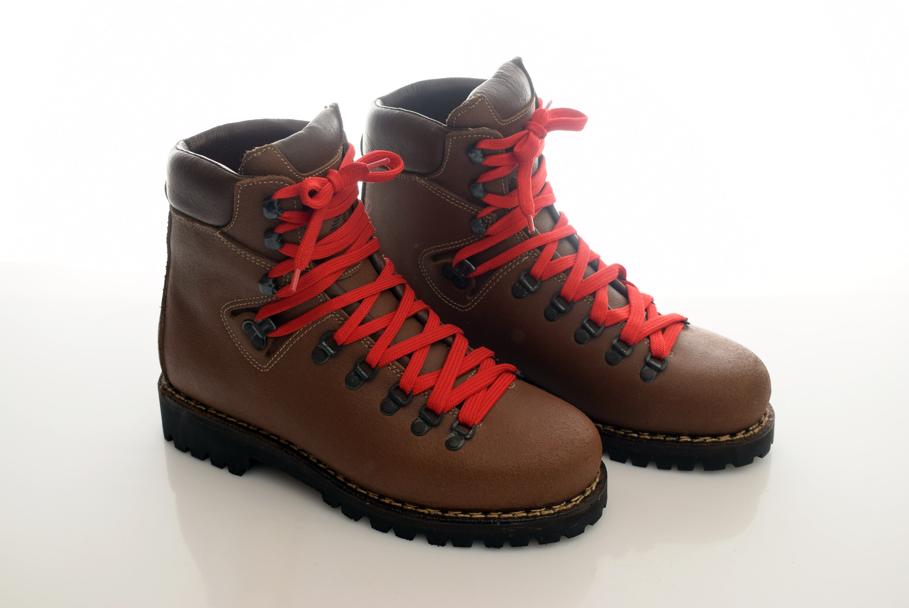 dachstein hiking boots