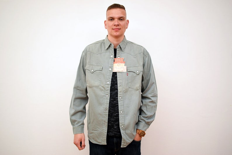 long sleeve levis